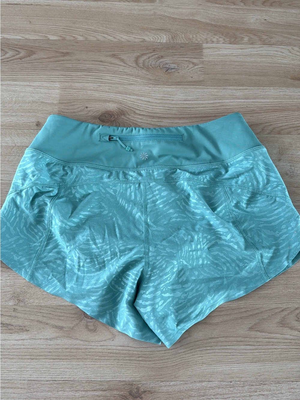Athleta Aqua Printed Training Shorts View 2